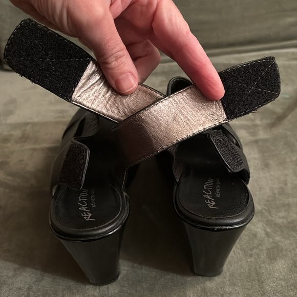 Kenneth Cole Reaction, Black Leather, Size 8.5 - Picture 7 of 11